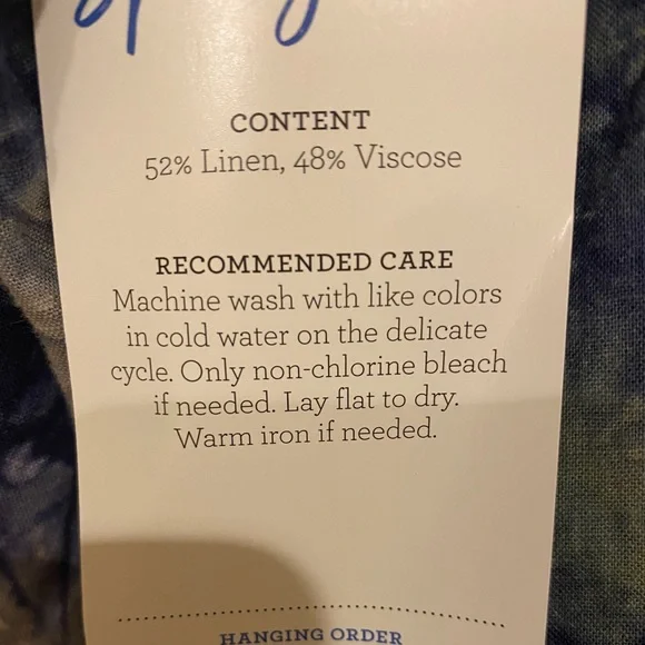 🔥 NWT CAbi Tie Dye Woodstock Top Spring 2020 Size Medium - Picture 3 of 9